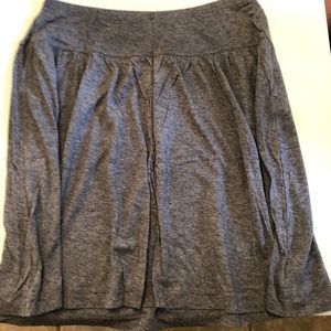 Heater grey skirt by Gap